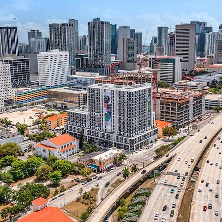 Modern Unit In Downtown Miami With Free Parking Apartment Exterior photo