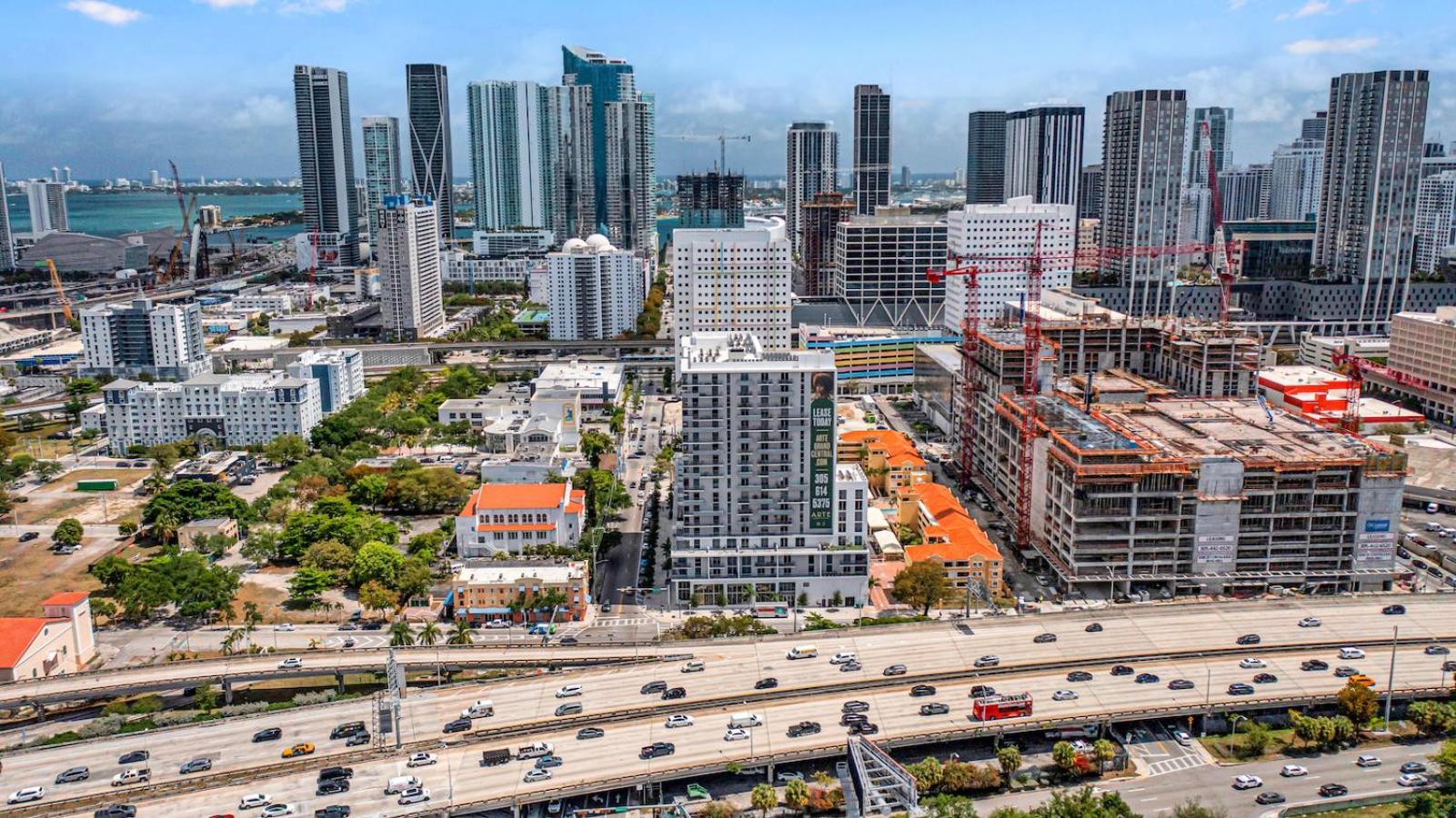 Modern Unit In Downtown Miami With Free Parking Apartment Exterior photo