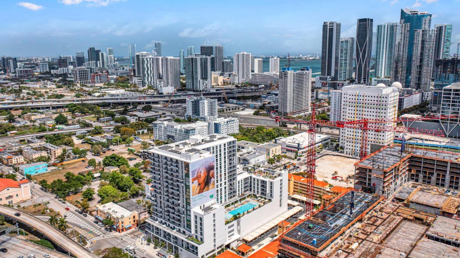 Modern Unit In Downtown Miami With Free Parking Apartment Exterior photo