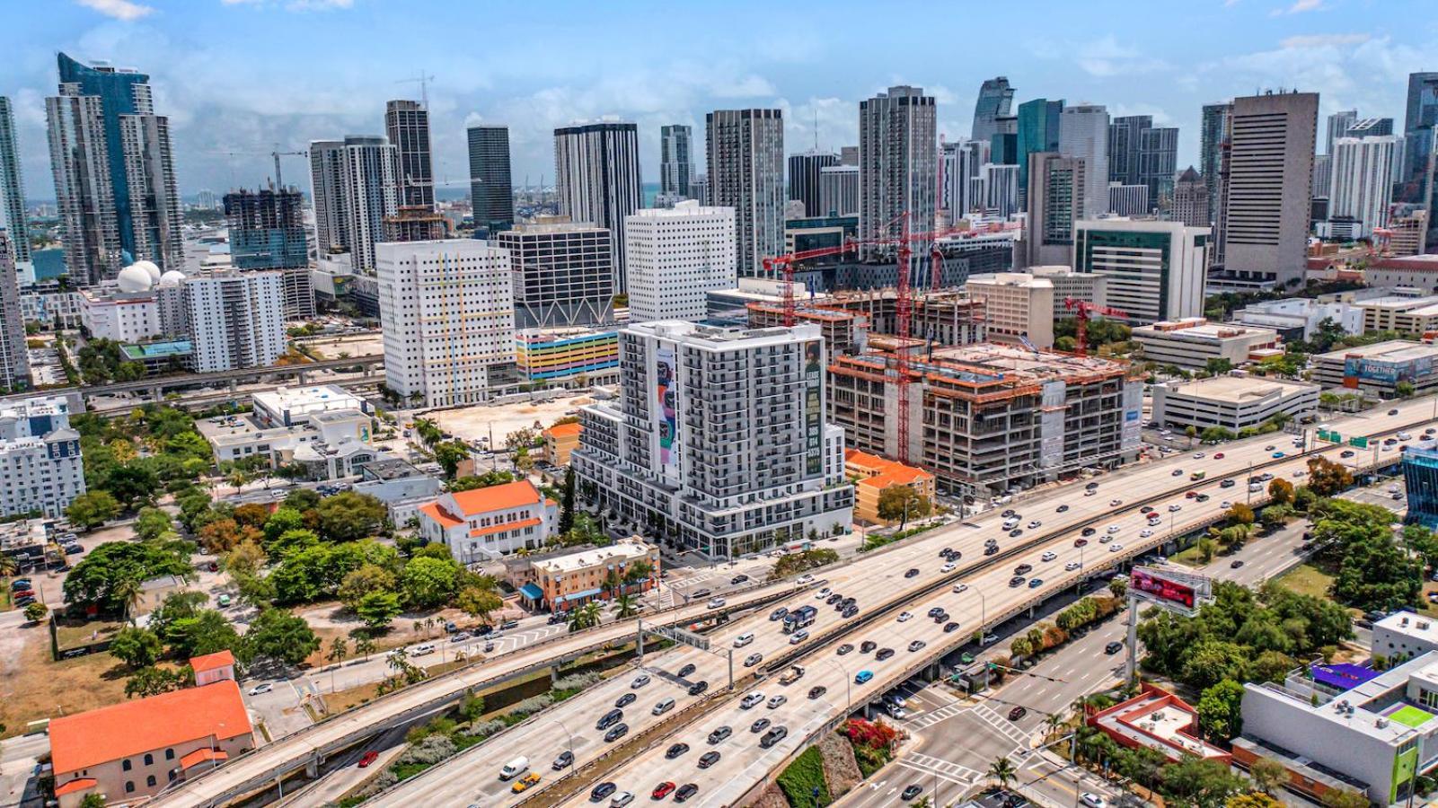 Modern Unit In Downtown Miami With Free Parking Apartment Exterior photo
