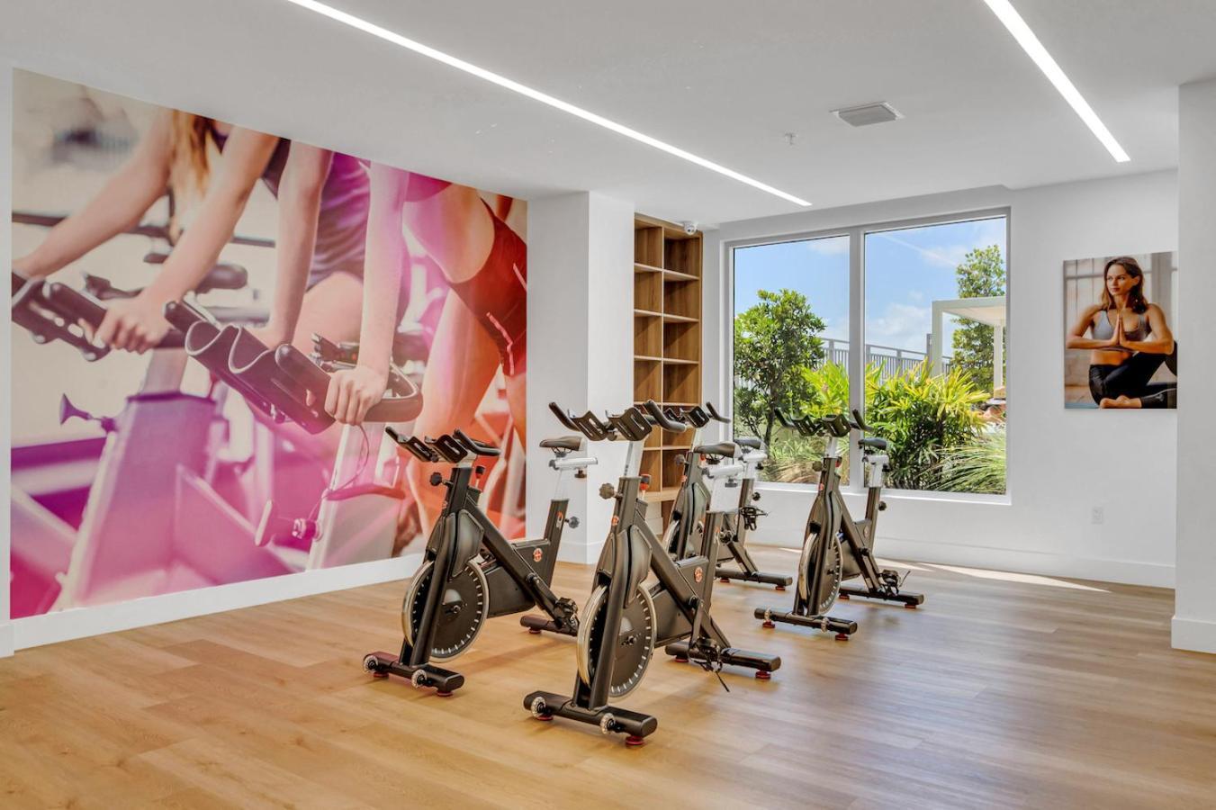 Modern Unit In Downtown Miami With Free Parking Apartment Exterior photo