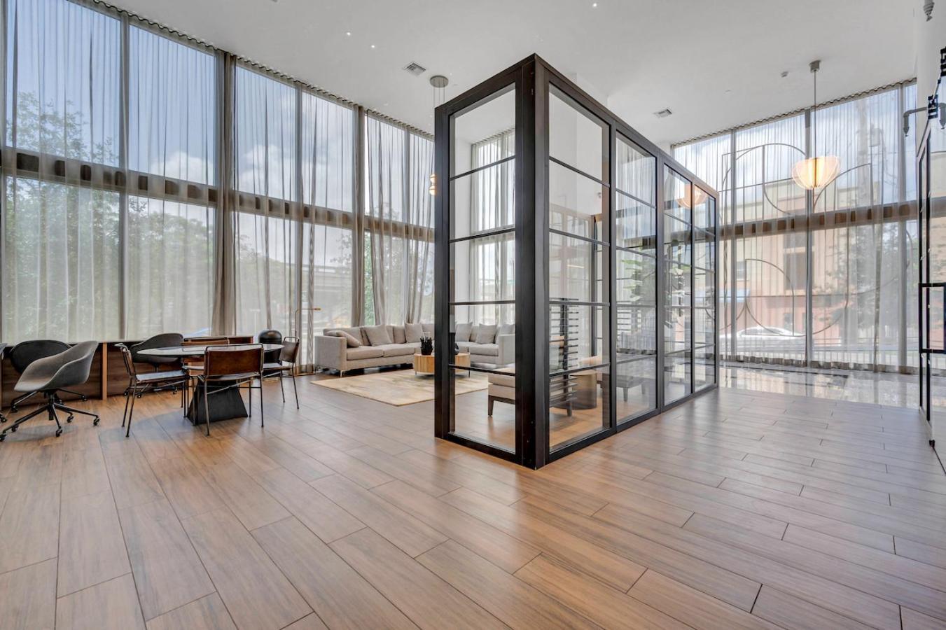 Modern Unit In Downtown Miami With Free Parking Apartment Exterior photo